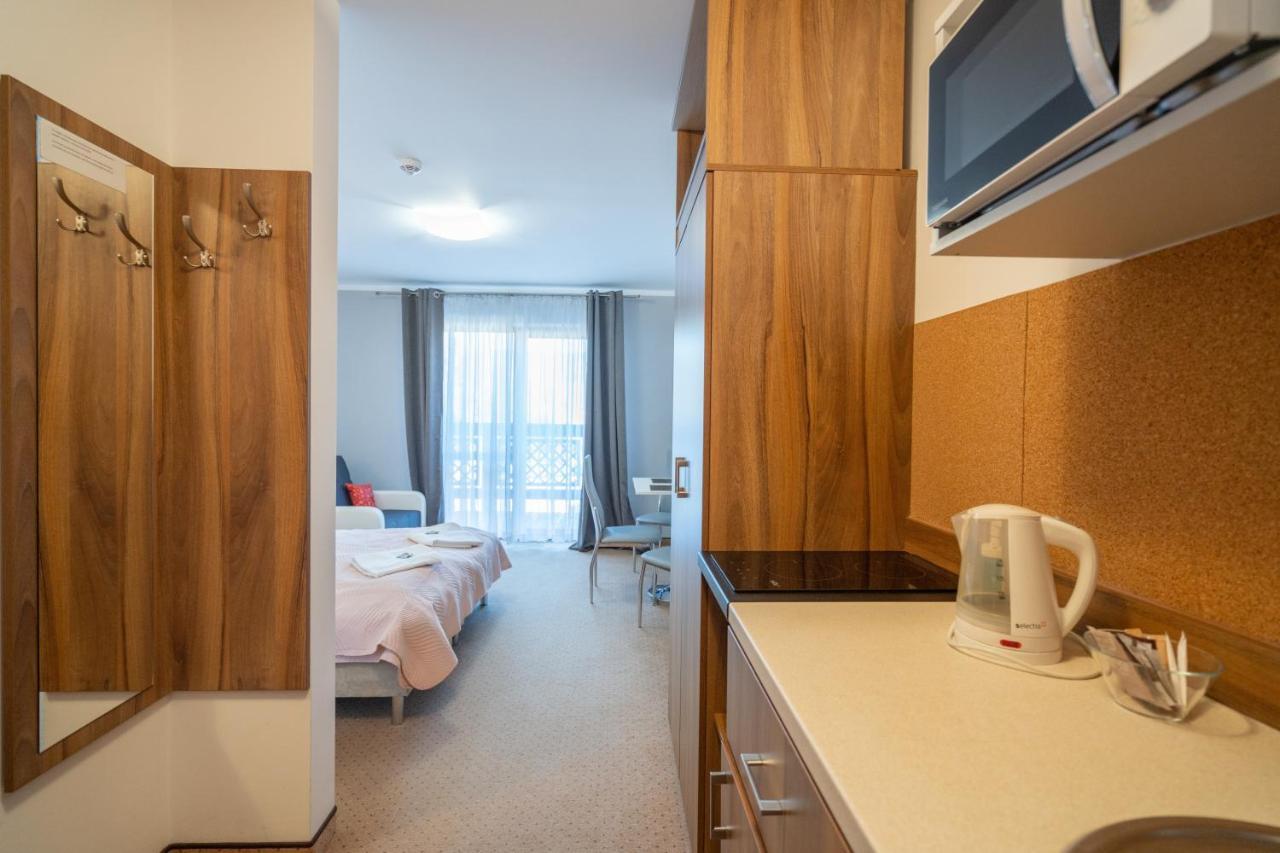 Apartamenty Trzy Sosny Okrzei 1C Sklářská Poruba Exteriér fotografie