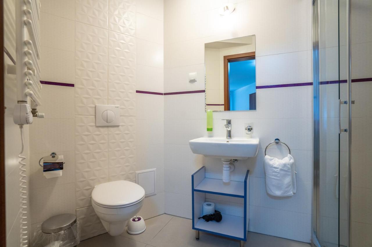 Apartamenty Trzy Sosny Okrzei 1C Sklářská Poruba Exteriér fotografie