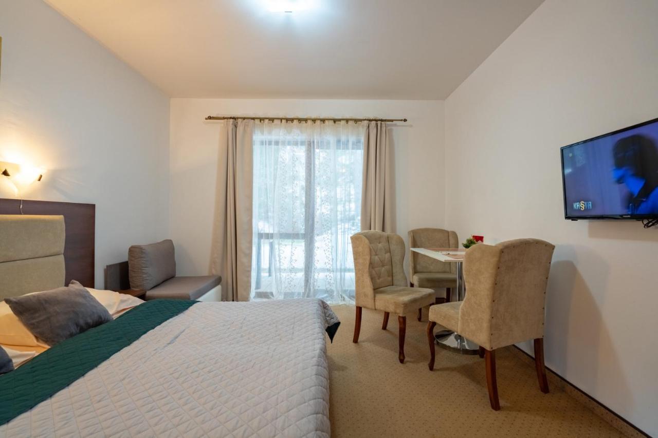 Apartamenty Trzy Sosny Okrzei 1C Sklářská Poruba Exteriér fotografie