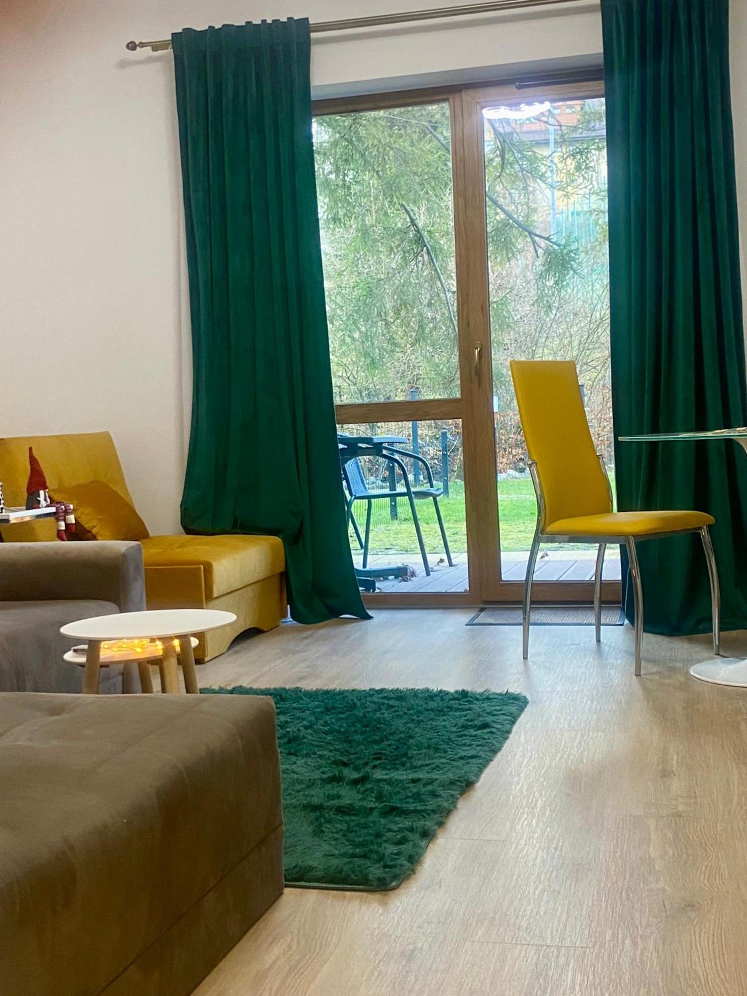 Apartamenty Trzy Sosny Okrzei 1C Sklářská Poruba Exteriér fotografie